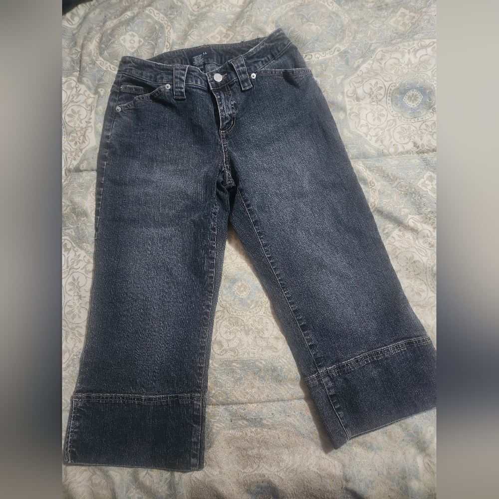 Sonoma Life&Style 8P Charcoal Gray Pockets Zipper Women’s Capri Jeans